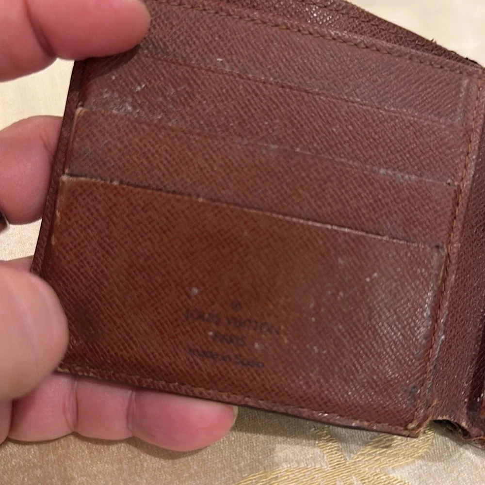 Louis Vuitton / LV Vintage Brown Monogram Logo Bifold Wallet w/ Coin Compartment